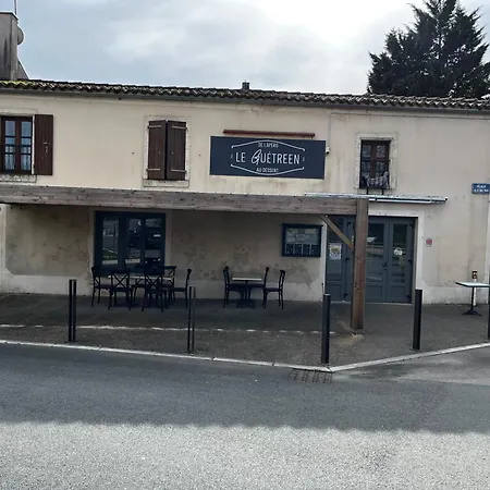 La Maison Du Bonheur Holiday home Le Gue-de-Velluire